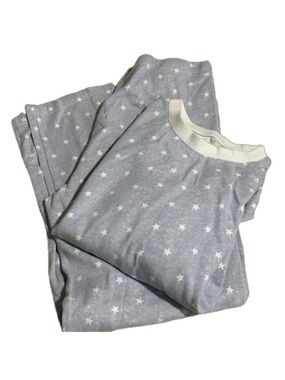 Grey maternity pajamas with white stars see measurements